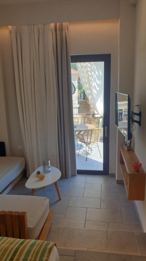 Vista Al Mare Luxury Apartments 吉亚洛瓦 外观 照片